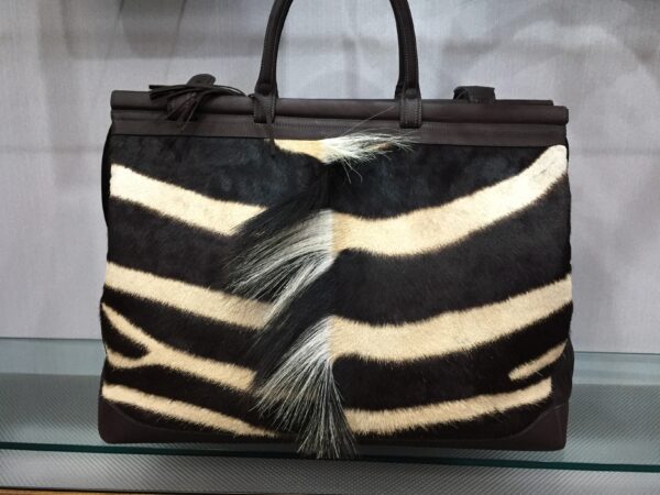 Kulu Zebra With Mane Weekender handbag